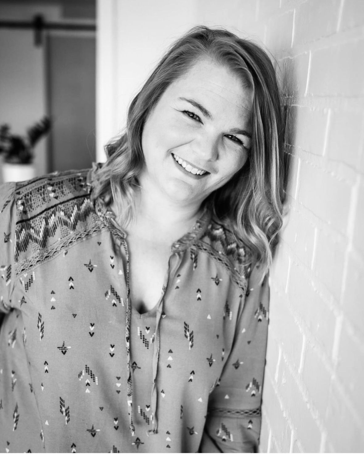 14 - Julie's triumphant story of coming back to The Church of Jesus Christ of Latter-day Saints after childhood traumas, the military, and divorce.