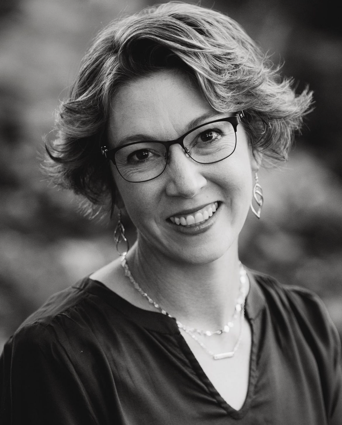 25 - Julie's journey, her inspiring testimony of covenants, and coming back to The Church of Jesus Christ of Latter-day Saints