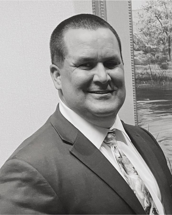 36 - At two years old, Ben Banks survived stage V cancer from a blood transfusion that infected him with HIV. Join us as we hear how he has used these experiences to bless the lives of so many others.