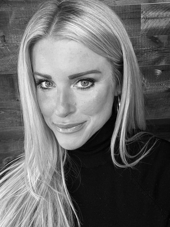 105 - Growing up Emily was a wild child, as she got older she noticed a pervasive darkness in her life. Learn what happens as she gets on her knees and turns her life back over to Christ.